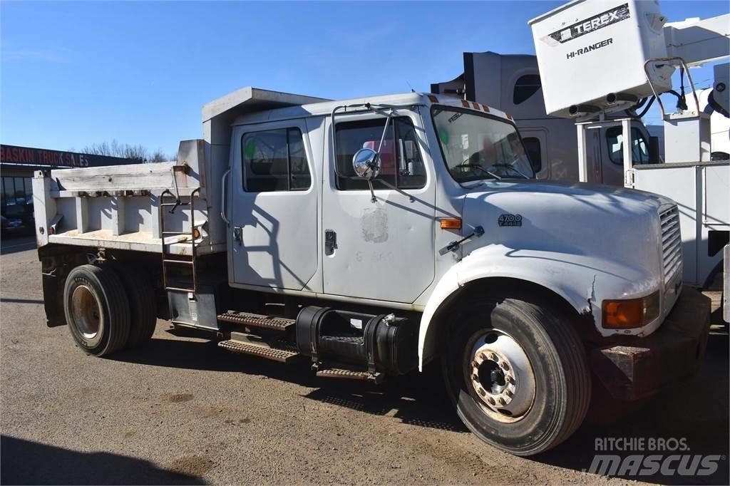 International 4700 Sora- ja kippiautot
