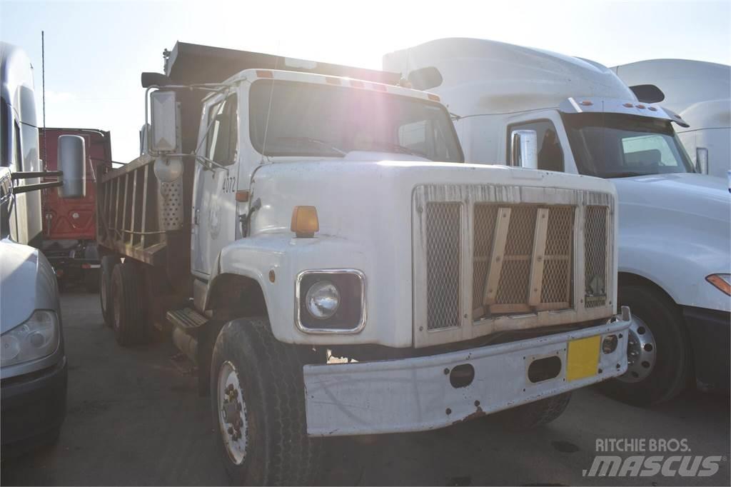 International S2600 Sora- ja kippiautot