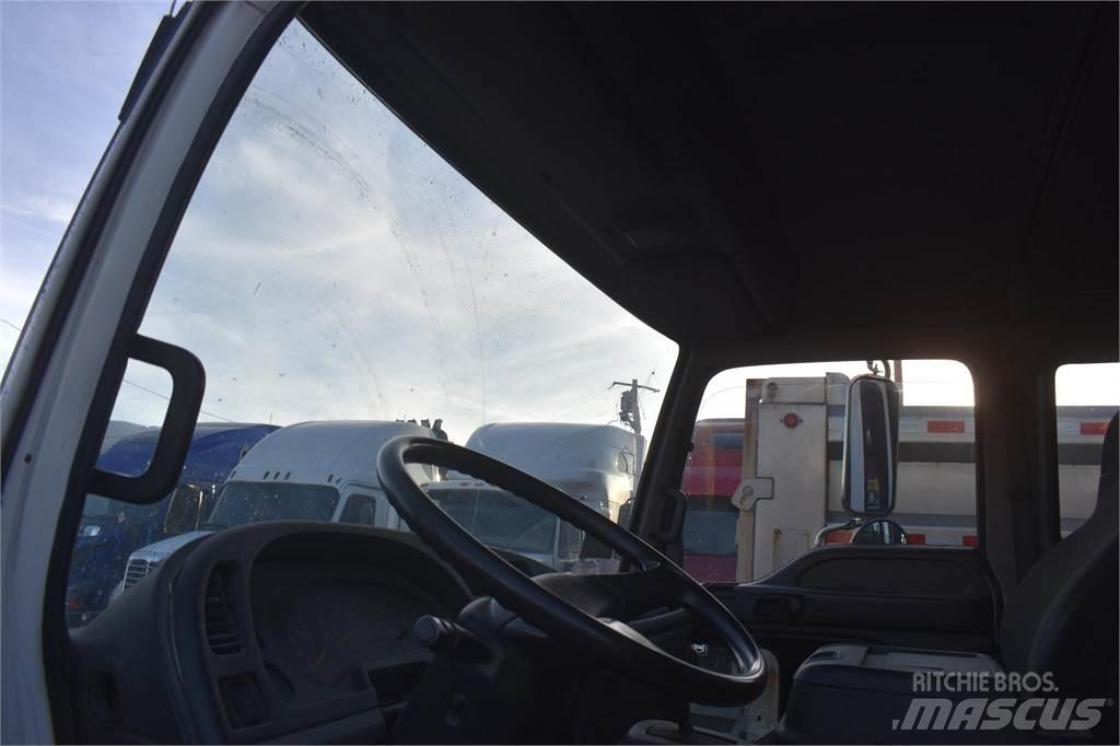Isuzu FTR Sora- ja kippiautot