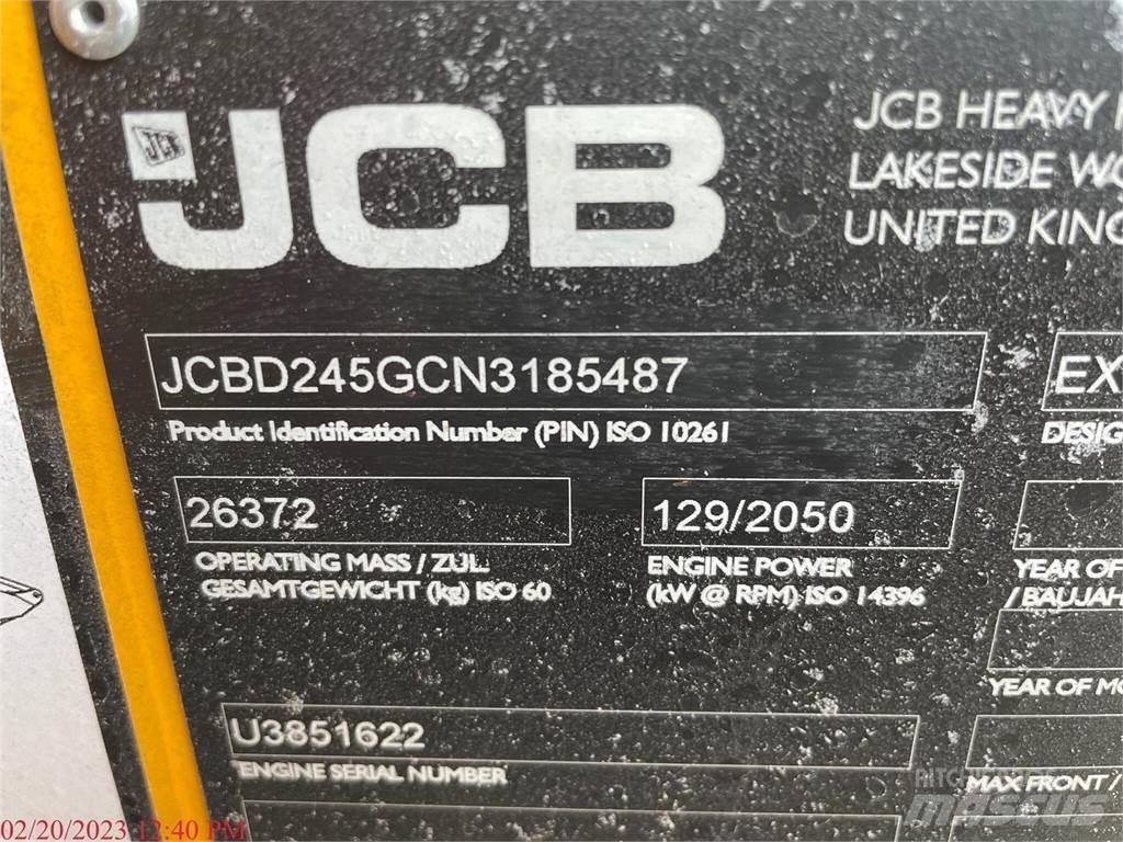 JCB 245XR Telakaivukoneet