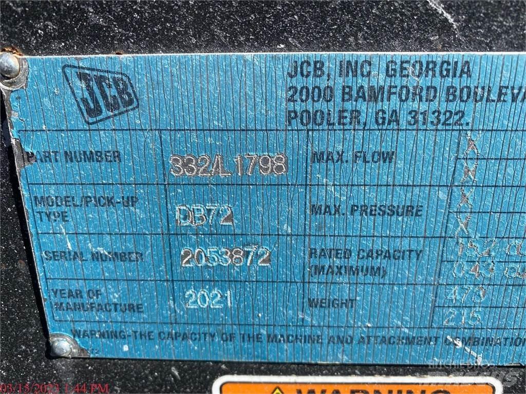 JCB 300 Liukuohjatut kuormaajat