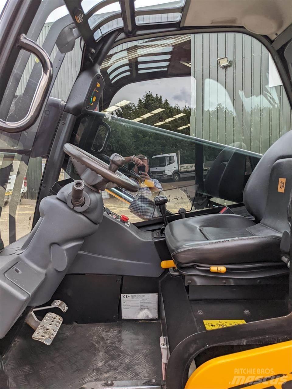 JCB 30D Kurottajat