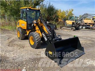JCB 407 Pyöräkuormaajat