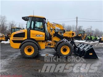JCB 409 Pyöräkuormaajat