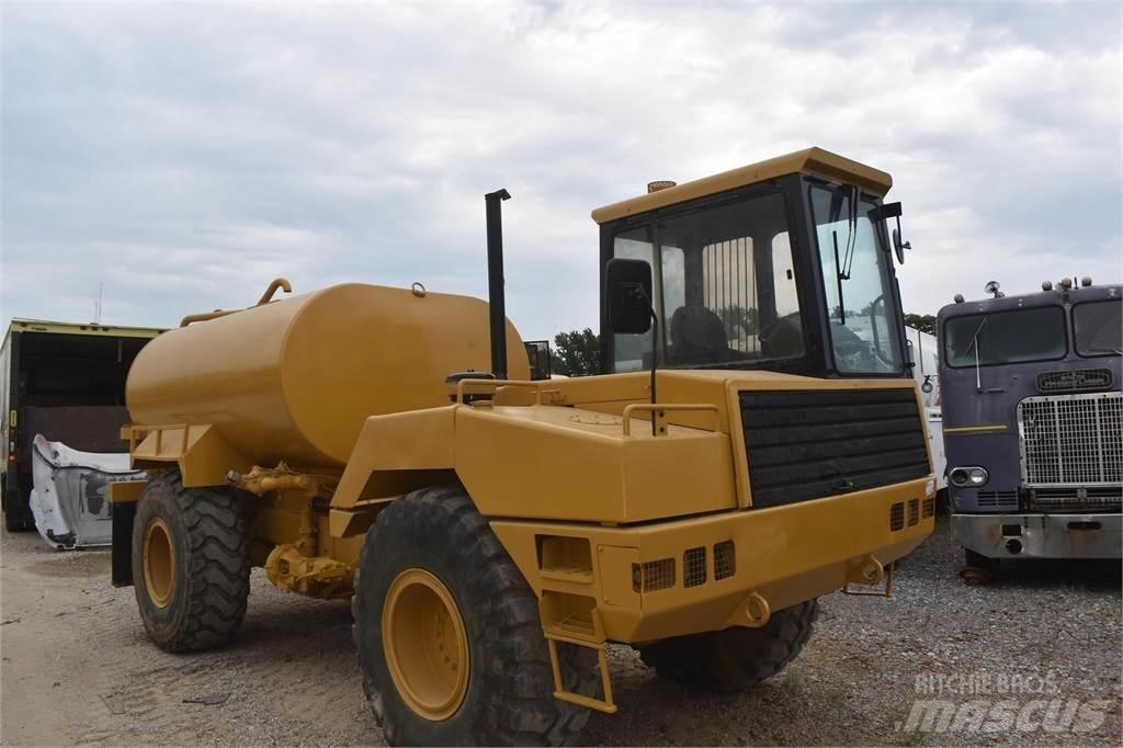 JCB 712 Vesisäiliöautot