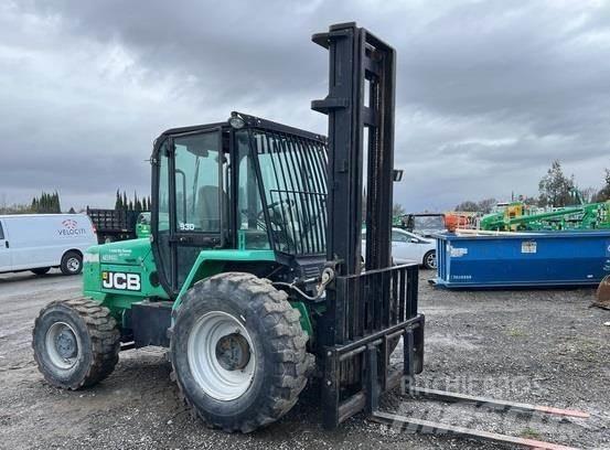 JCB 930 Maastotrukit