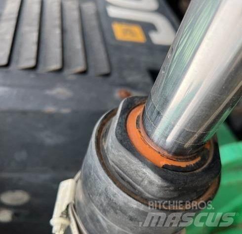 JCB 930 Maastotrukit