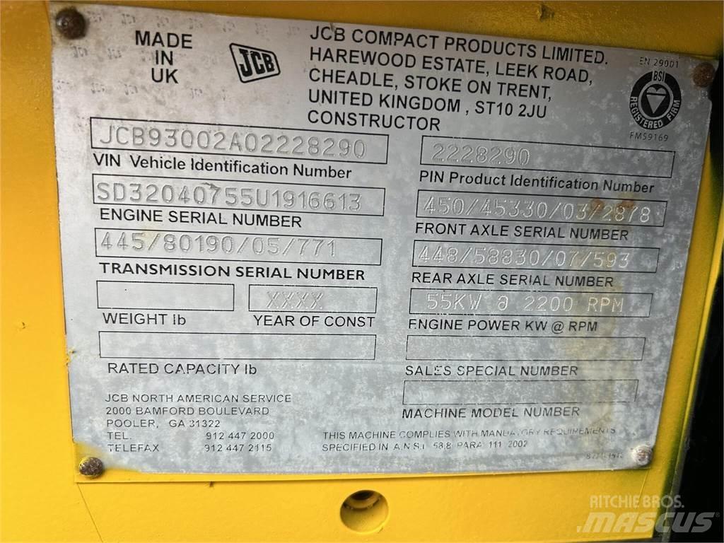 JCB 930 Maastotrukit