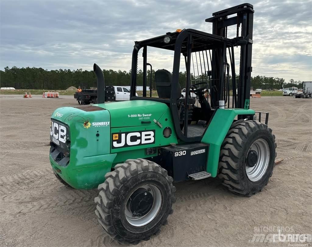 JCB 930 Maastotrukit