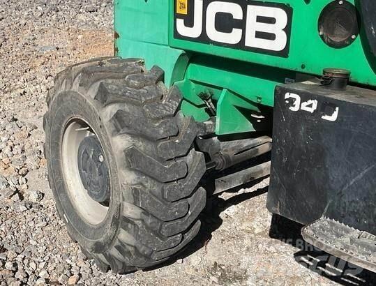 JCB 940 Maastotrukit