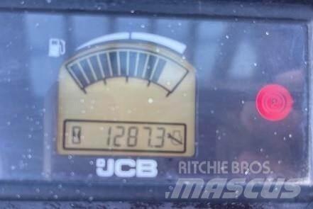 JCB 940 Maastotrukit
