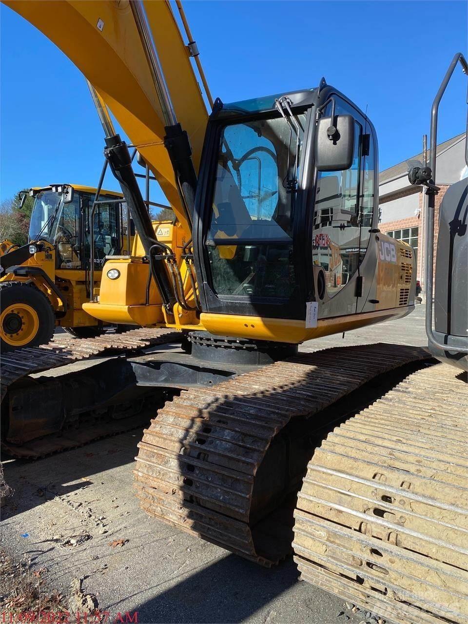 JCB JS220 Telakaivukoneet