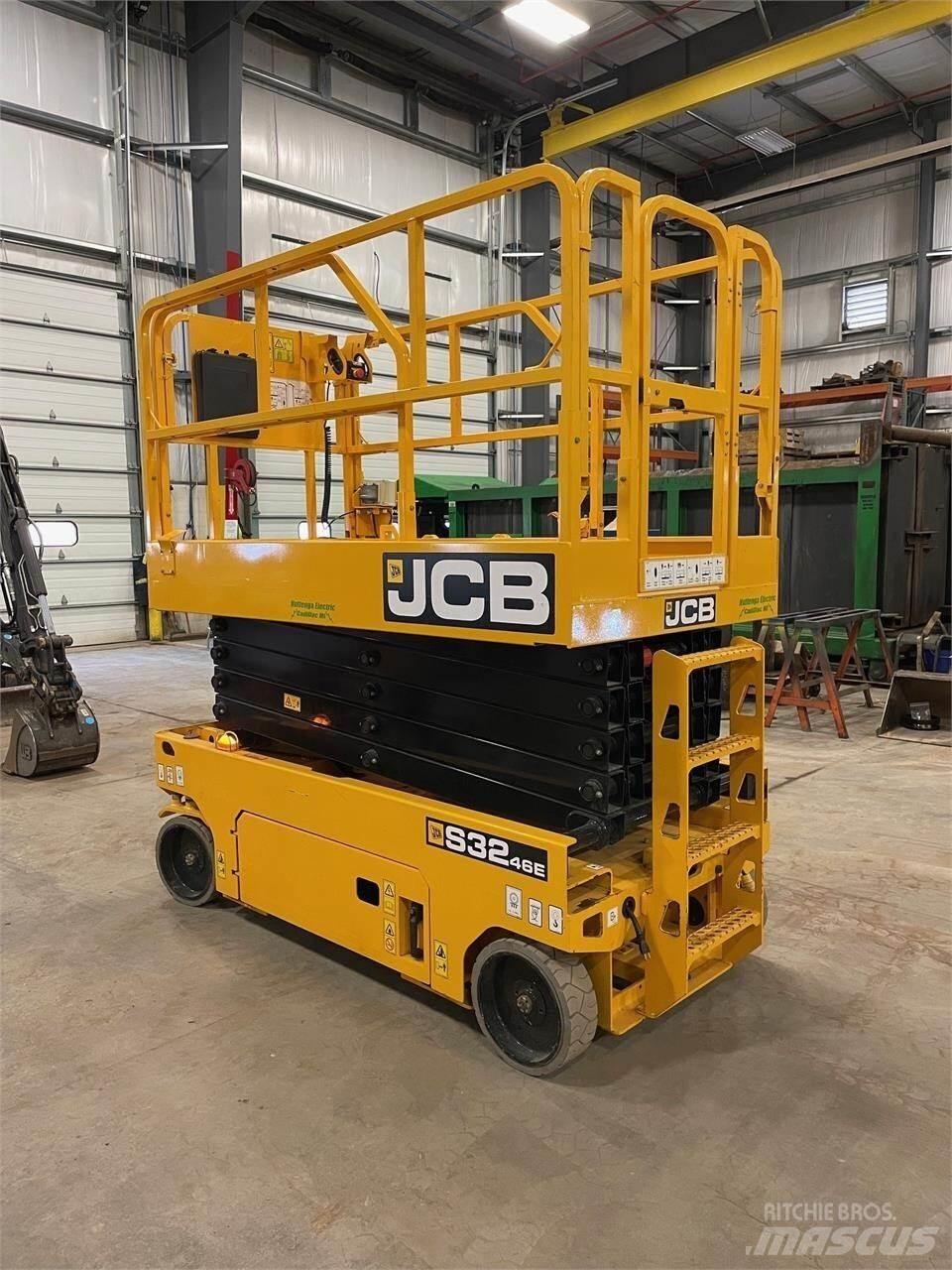 JCB S3246E Saksilavat