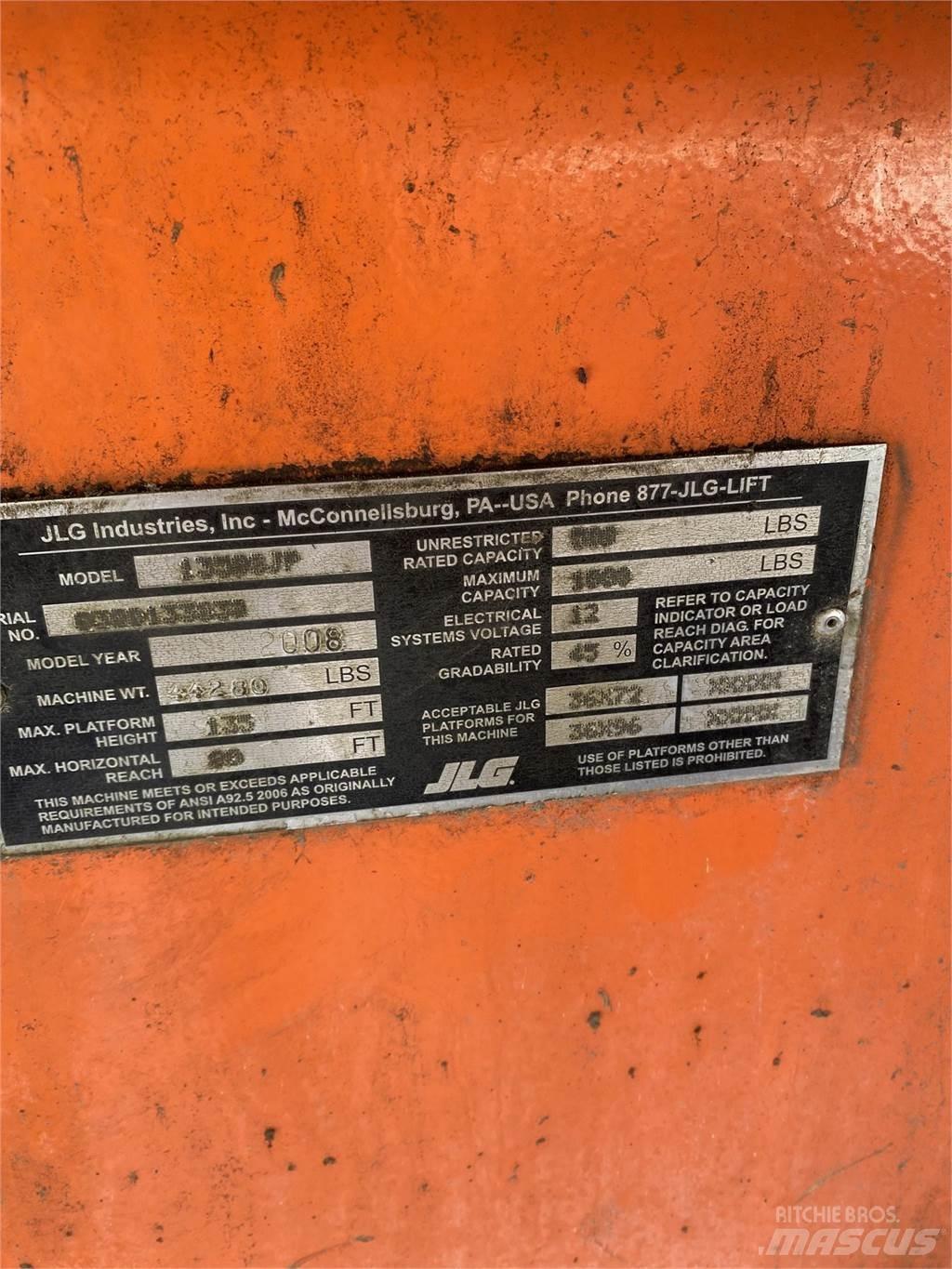 JLG 1350SJP Teleskooppipuominostimet