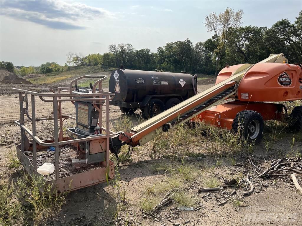 JLG 400S Teleskooppipuominostimet