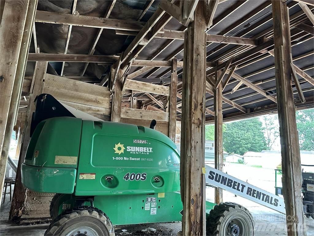 JLG 400S Teleskooppipuominostimet