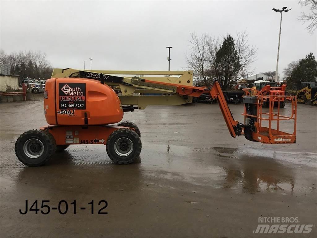 JLG 450AJ Kuukulkijat