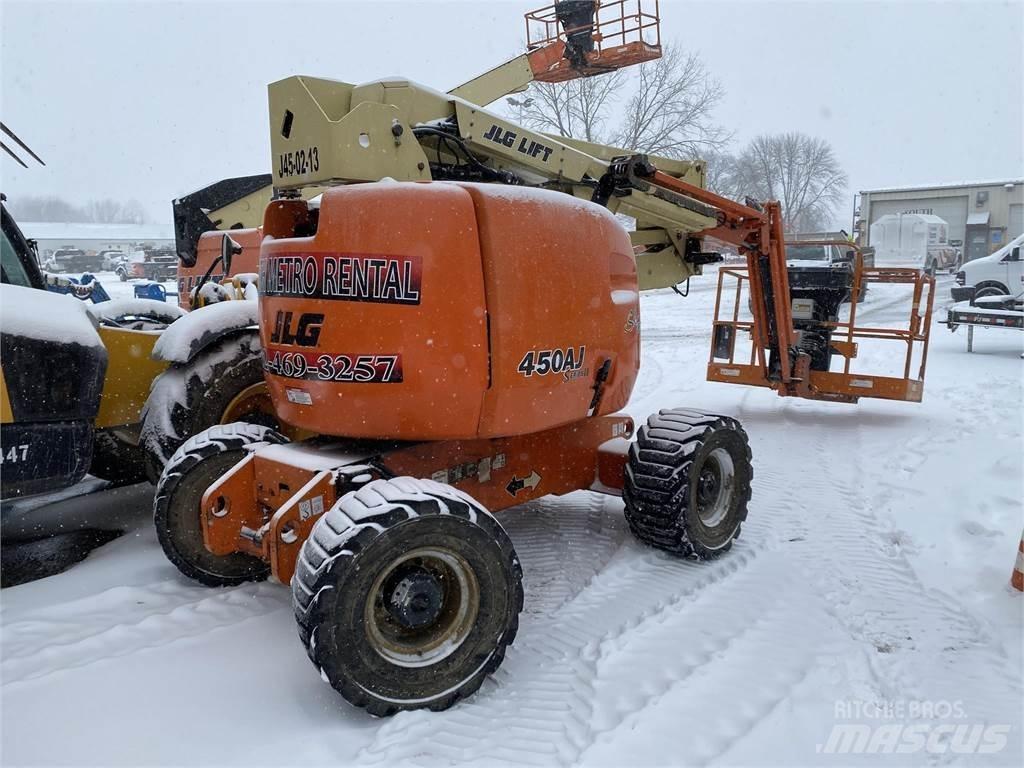 JLG 450AJ Kuukulkijat