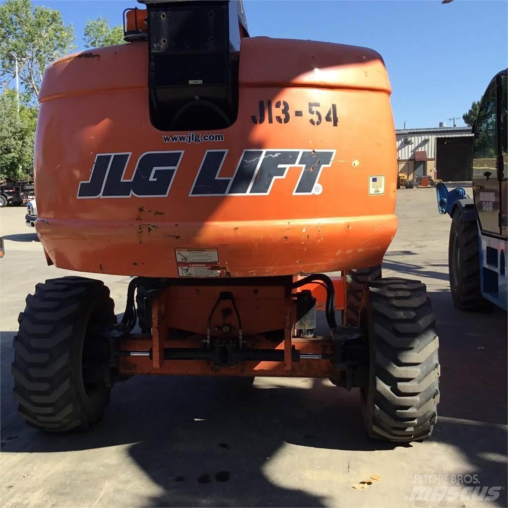 JLG 600S Teleskooppipuominostimet