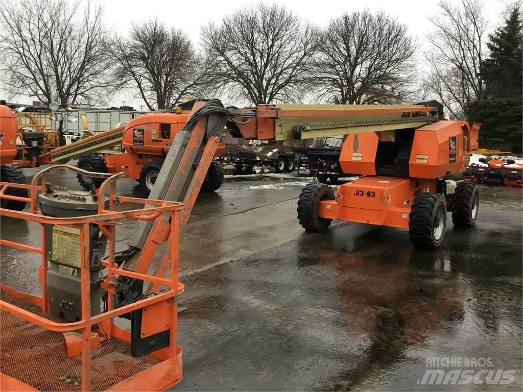 JLG 660SJ Teleskooppipuominostimet