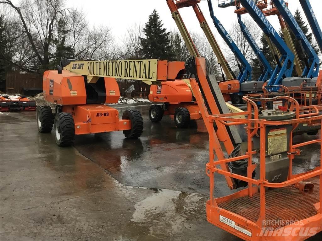 JLG 660SJ Teleskooppipuominostimet