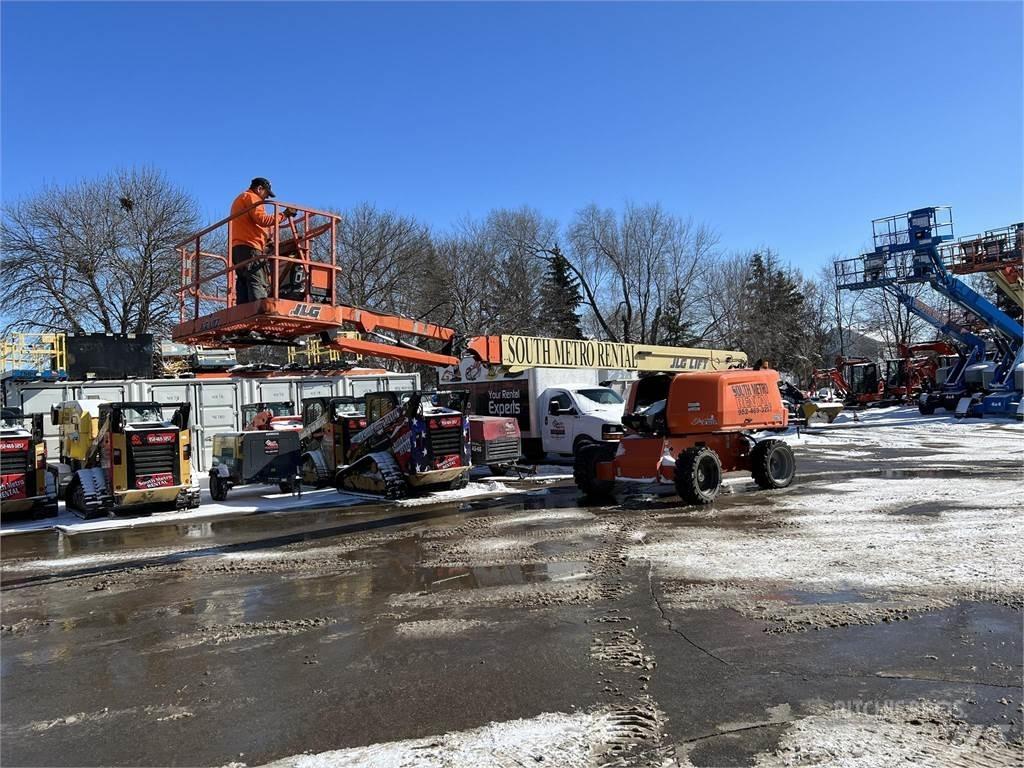 JLG 660SJ Teleskooppipuominostimet