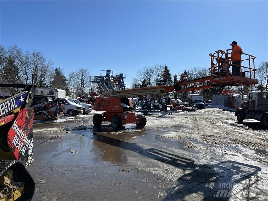 JLG 660SJ Teleskooppipuominostimet