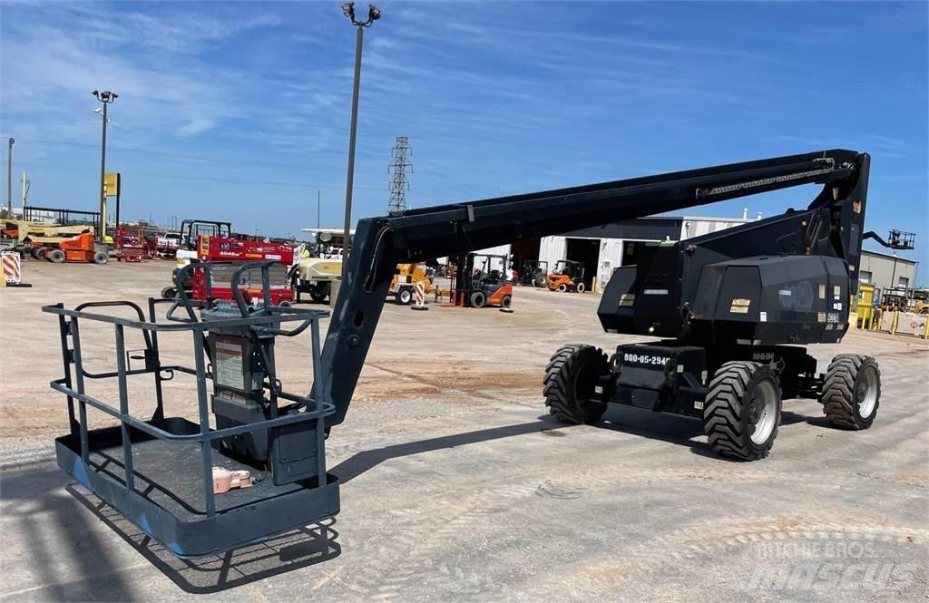 JLG 800A Kuukulkijat