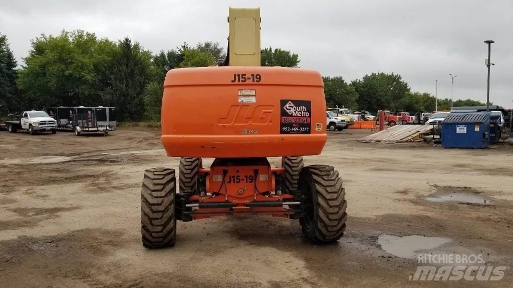JLG 800S Teleskooppipuominostimet