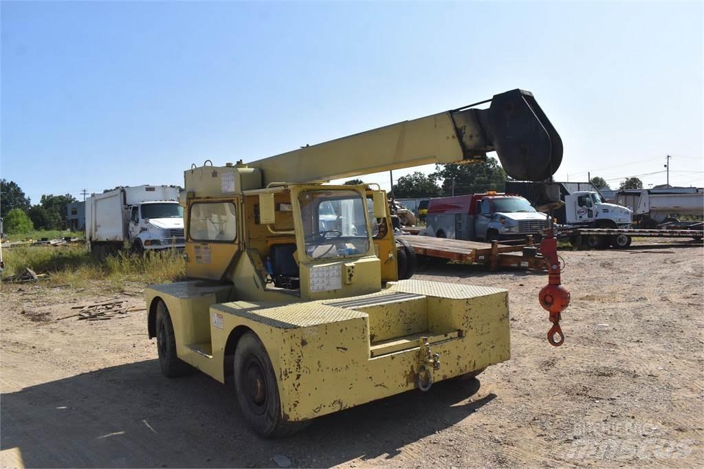 JLG 886D RT-nosturit