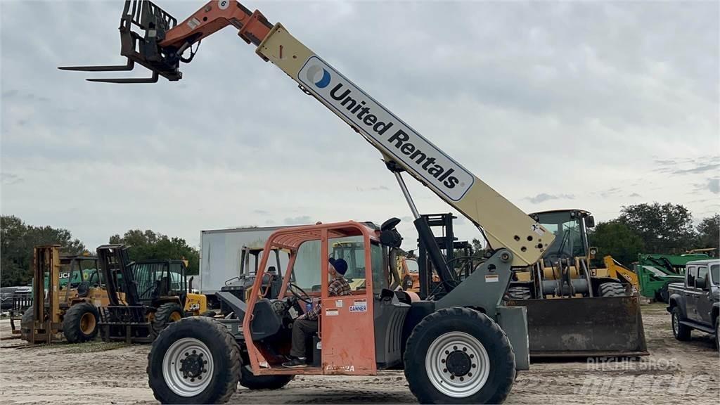 JLG G6-42A Kurottajat