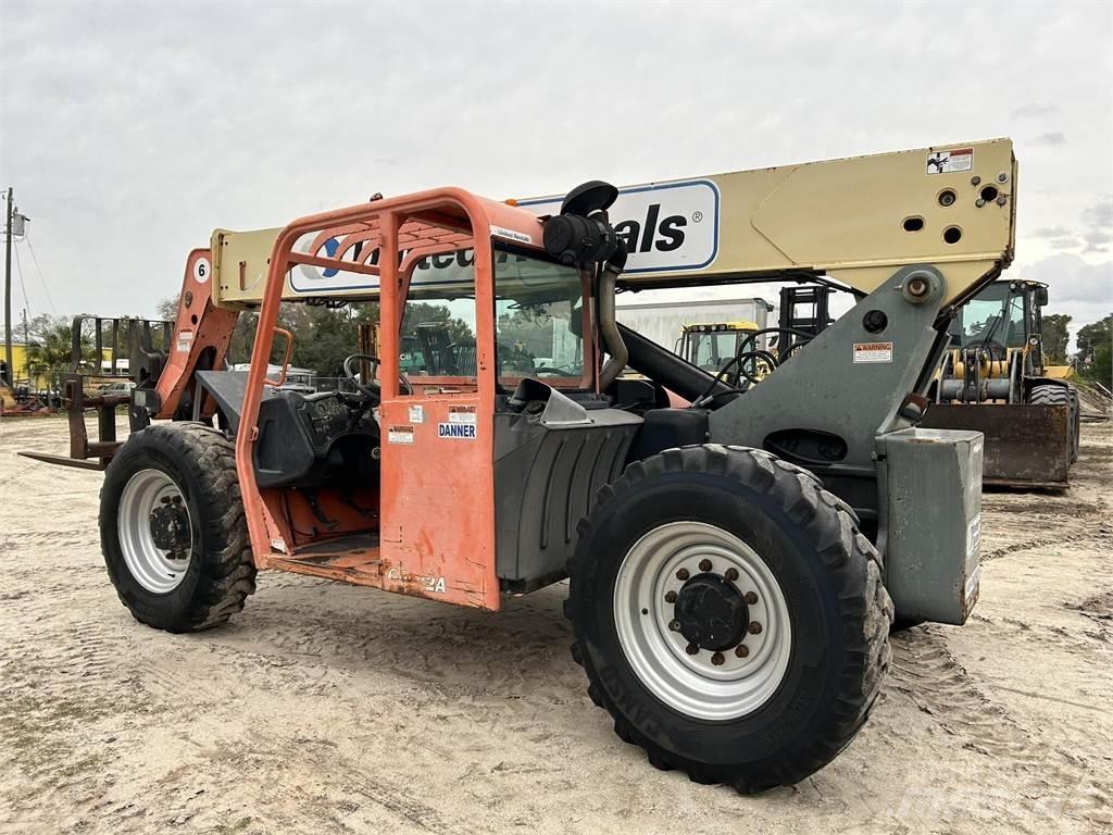 JLG G6-42A Kurottajat