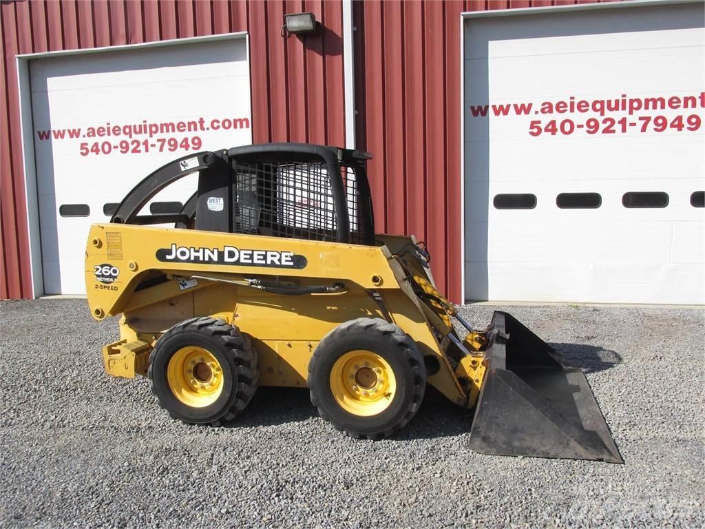John Deere 260 II Liukuohjatut kuormaajat