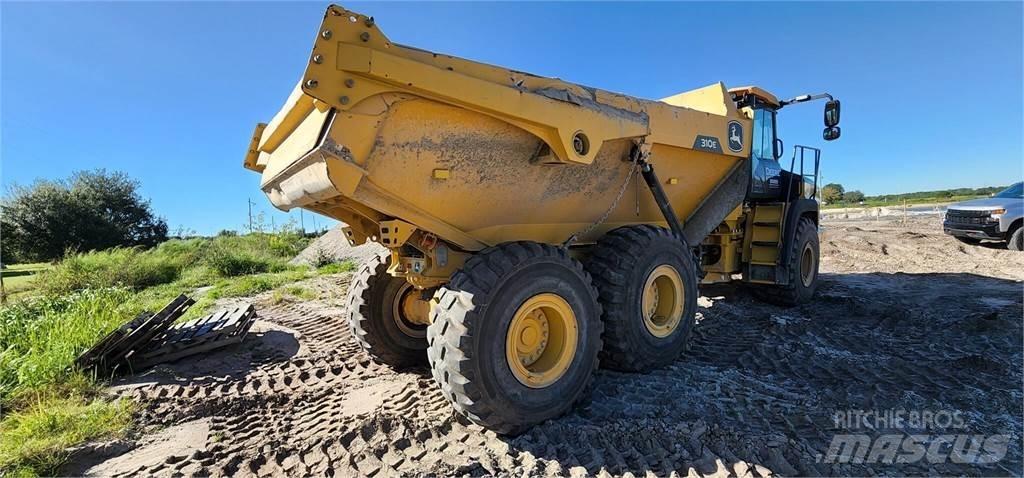 John Deere 310E Dumpperit