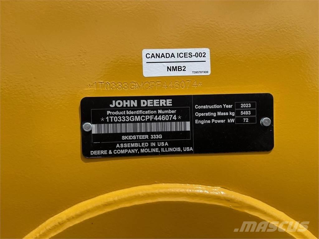 John Deere 333G Liukuohjatut kuormaajat
