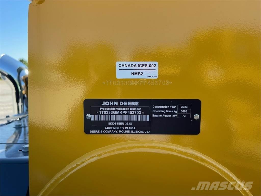John Deere 333G Liukuohjatut kuormaajat