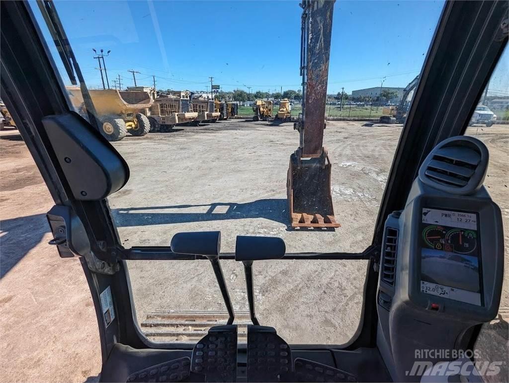 John Deere 350G LC Telakaivukoneet