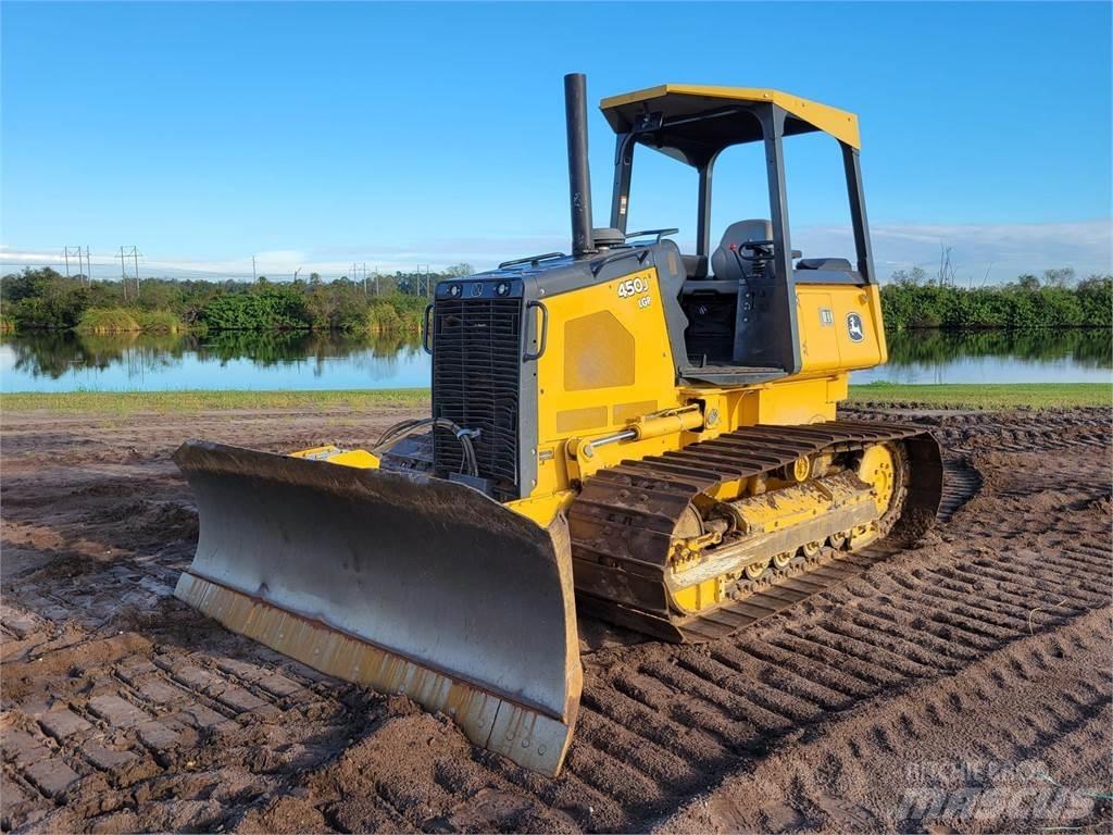 John Deere 450J LGP Telaketjupuskutraktorit