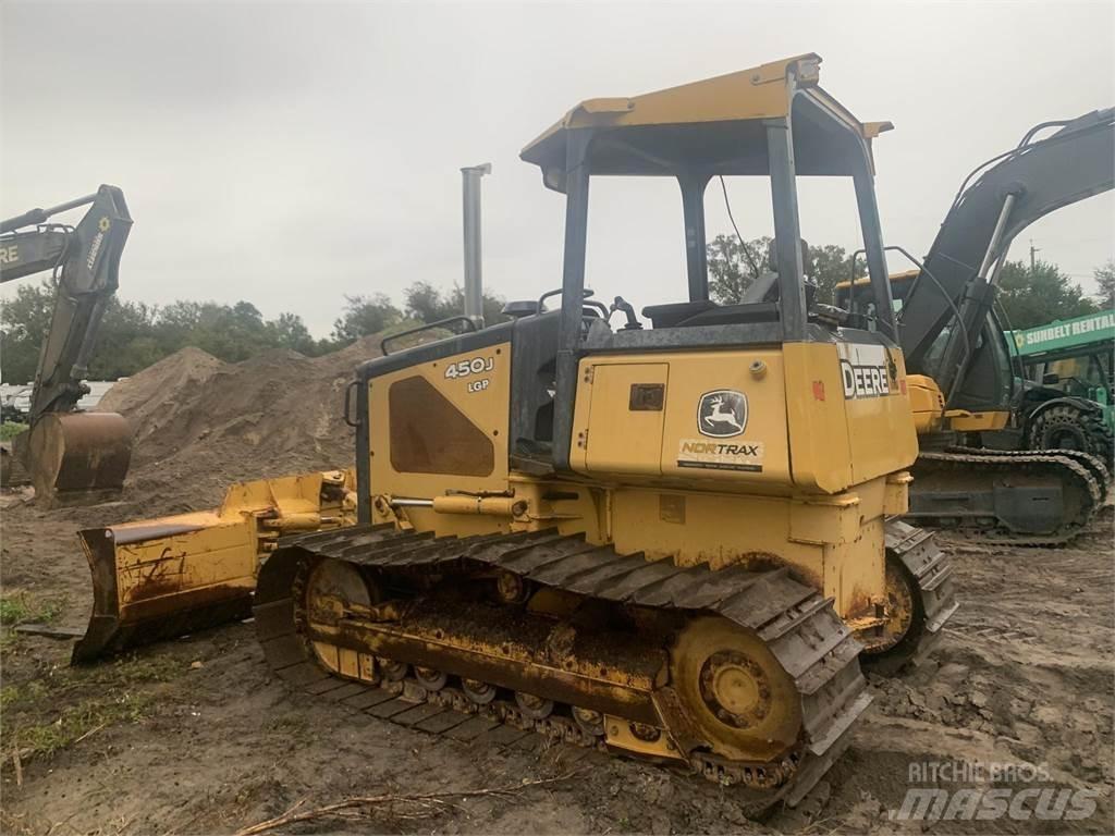 John Deere 450J LGP Telaketjupuskutraktorit