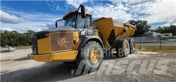 John Deere 460E Vesisäiliöautot