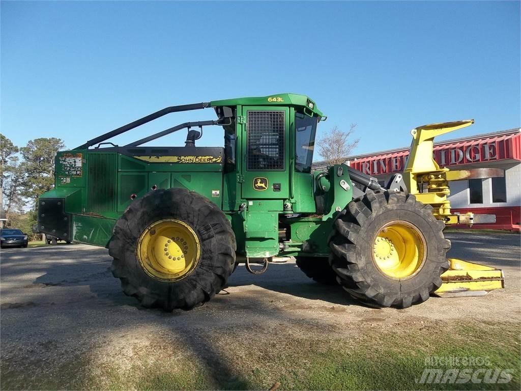 John Deere 643L Kaatokasauskoneet