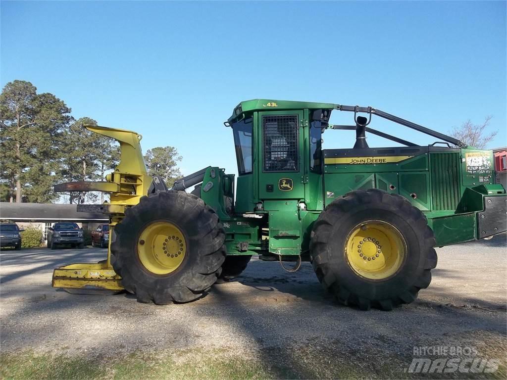John Deere 643L Kaatokasauskoneet