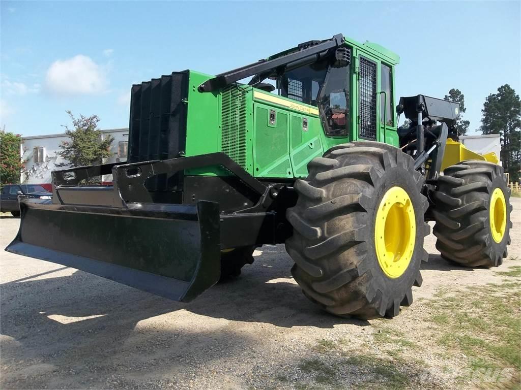 John Deere 648H Juontokoneet