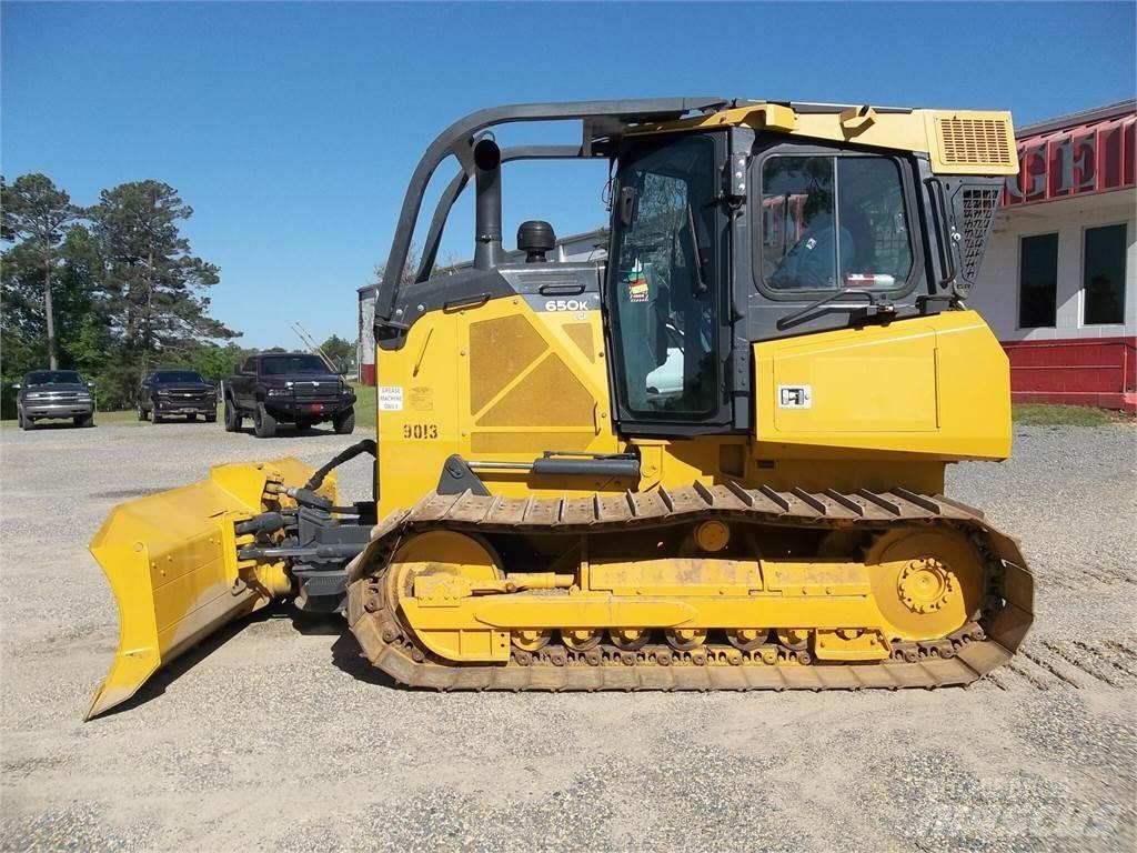 John Deere 650K LGP Telaketjupuskutraktorit