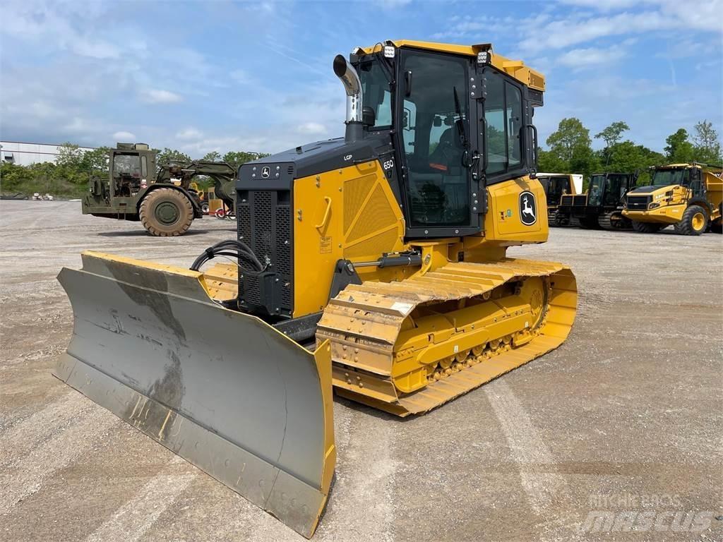John Deere 650P LGP Telaketjupuskutraktorit