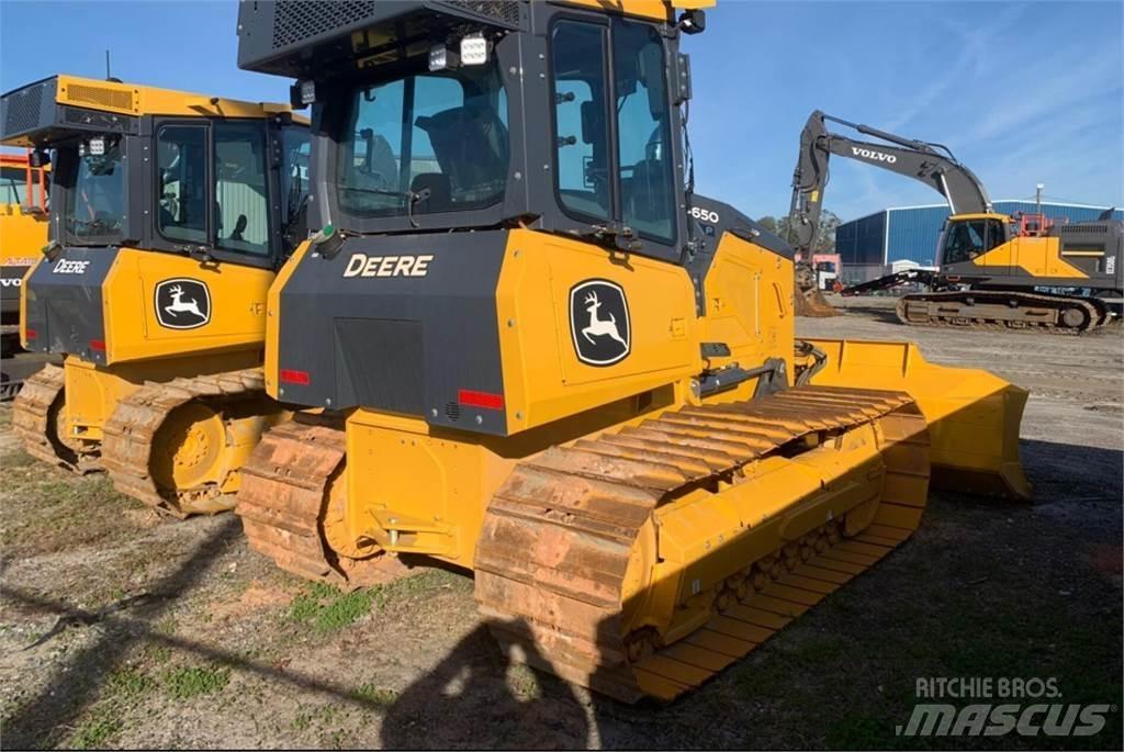 John Deere 650P LGP Telaketjupuskutraktorit