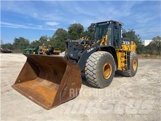 John Deere 744K Pyöräkuormaajat