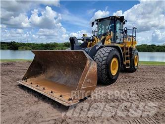 John Deere 744L Pyöräkuormaajat