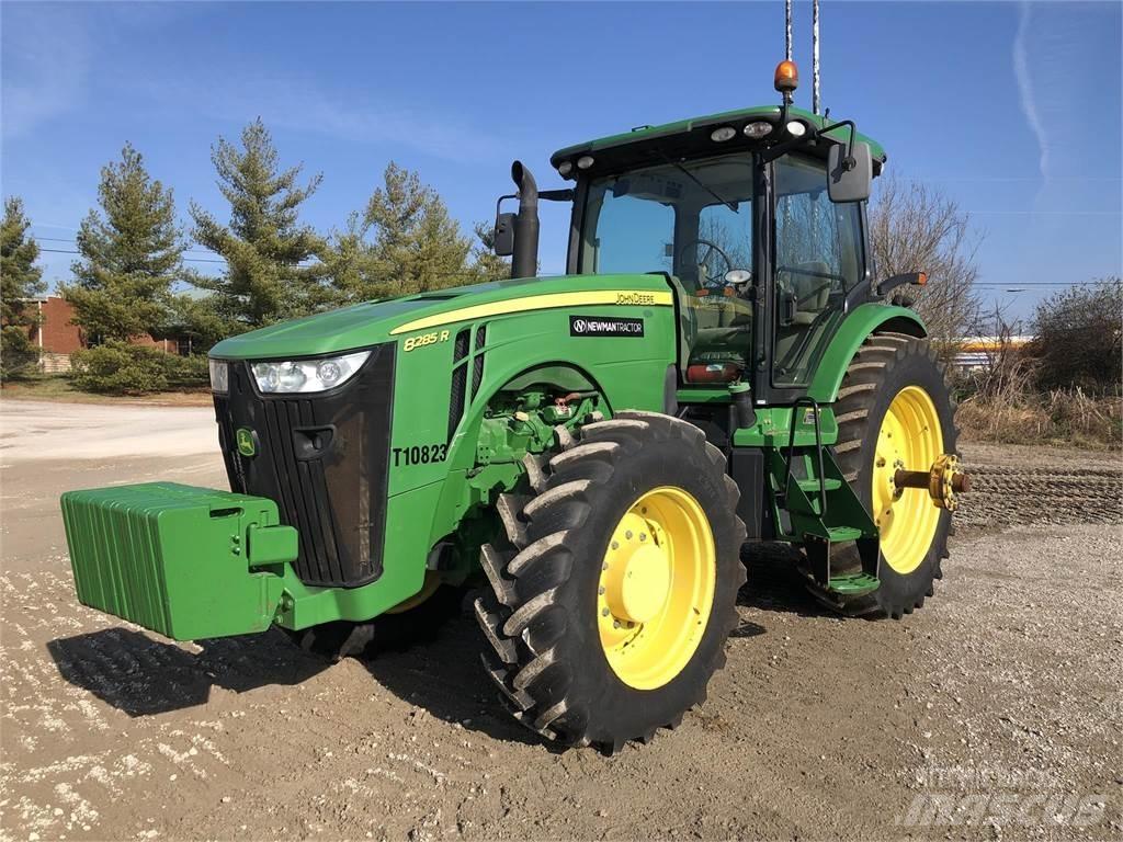 John Deere 8285R Traktorit