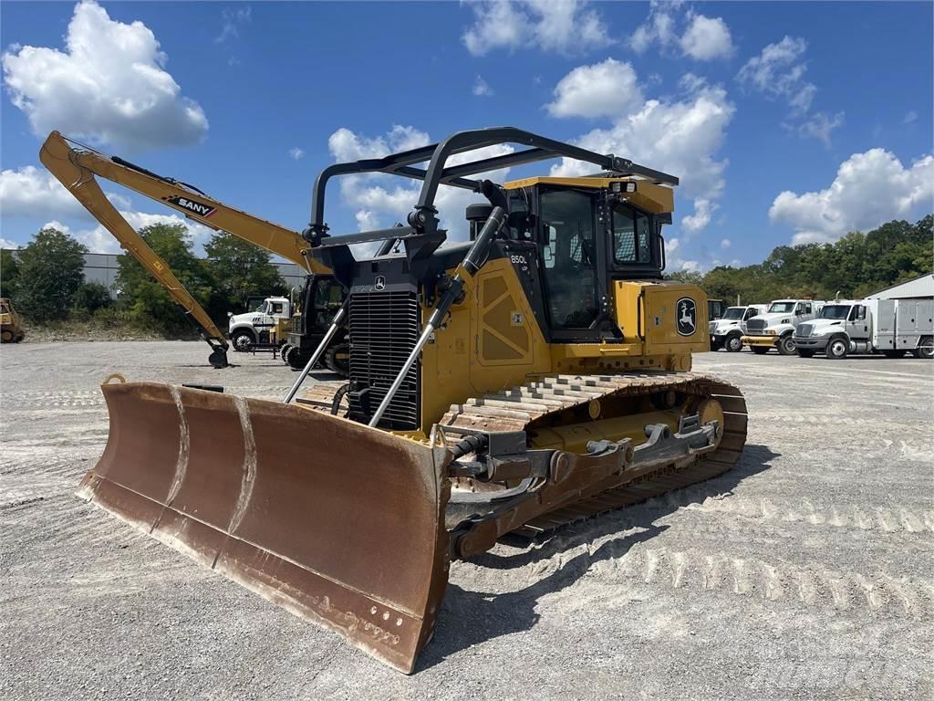 John Deere 850L LGP Telaketjupuskutraktorit